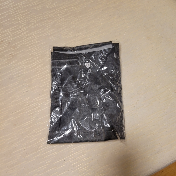 Leggings - Picture 2 of 2